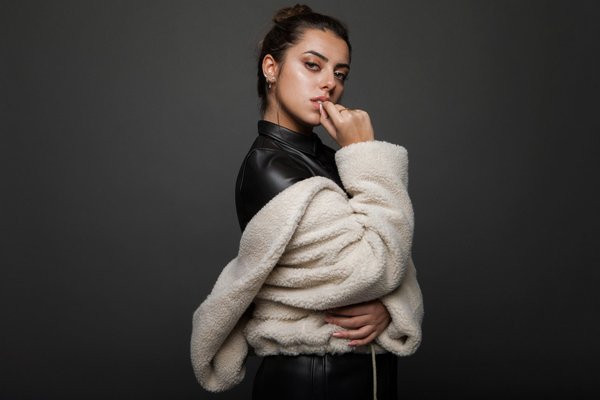 Discover top fashion clothing and products for women and men